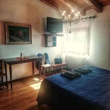 Panoramico A Bottega De Stona アパート *